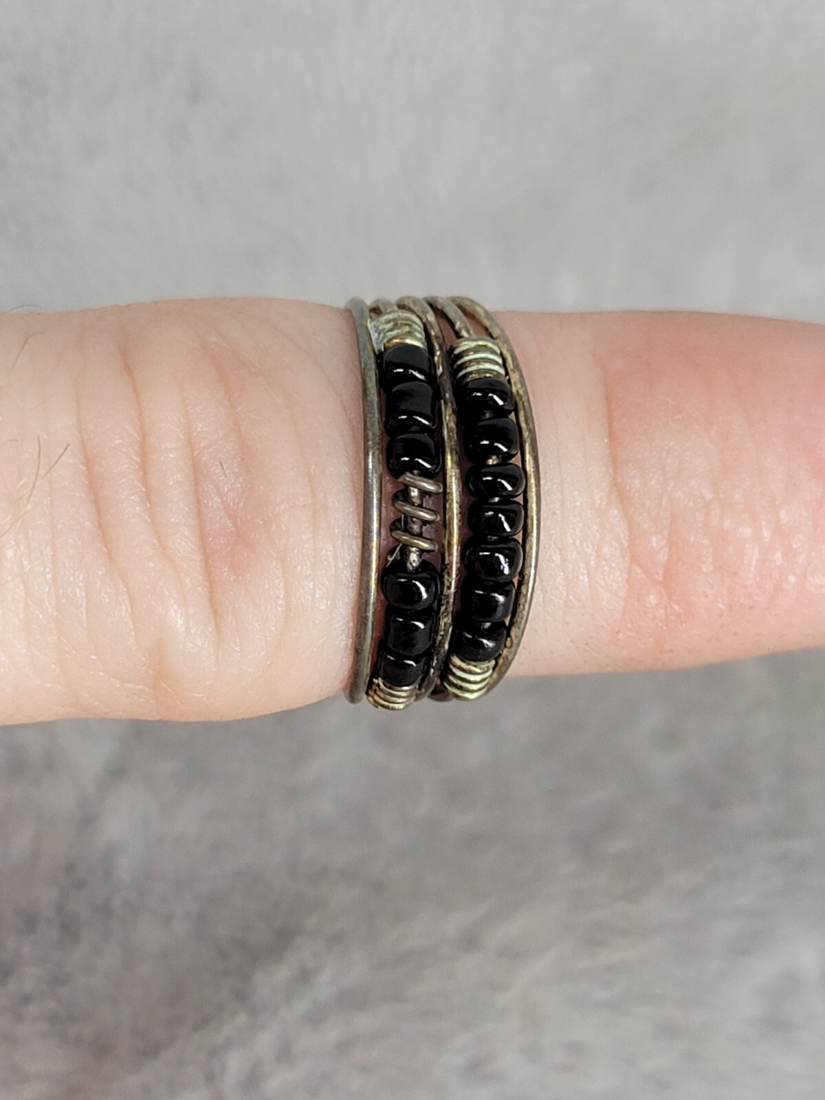 Vtg Adjustable Sterling Silver Wire Wrapped Black Beads Ring Boho Jewellery