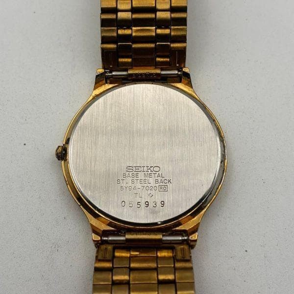 Seiko SEIKO 5y94-7020 Men’s Vintage Round Watch (Working Condition)