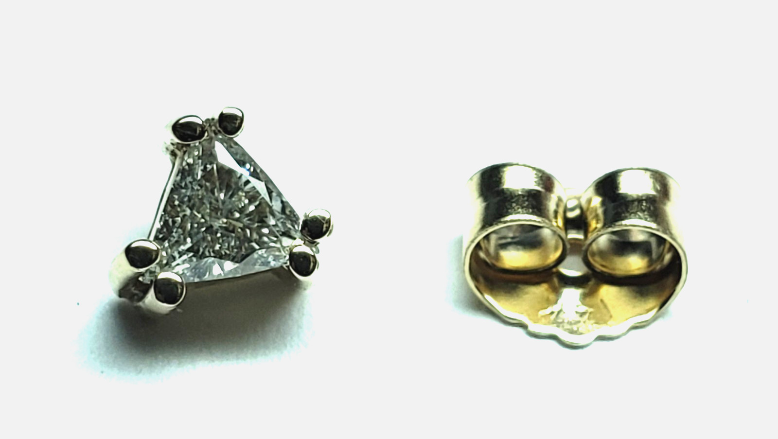 Single (One) 3.5mm 0.13CT Trillion Natural Diamond Stud Earring 14K Solid Gold