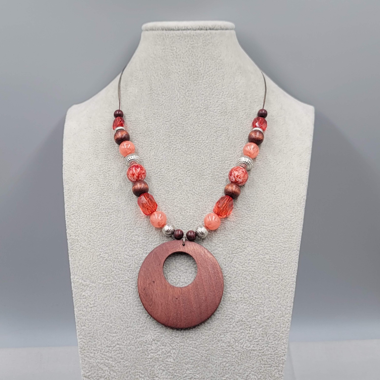 Open Round Wood Pendant Beaded Necklace Pinks Corals 20″ adj