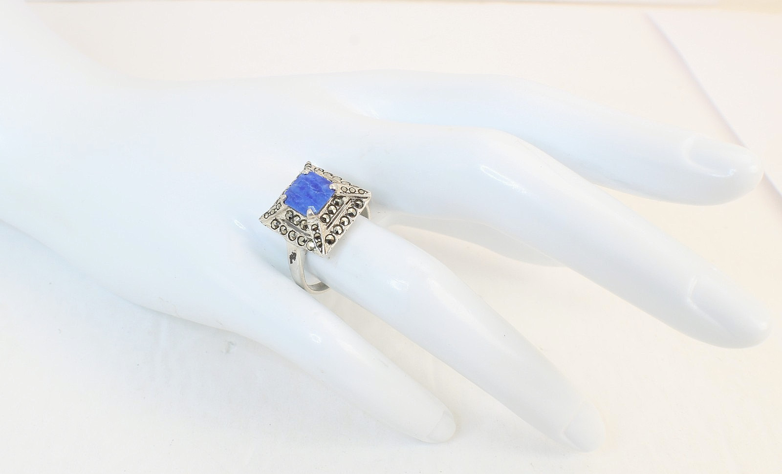 Vintage Blue Sodalite + Marcasite Sterling Silver Ladies Cocktail Ring Size 8
