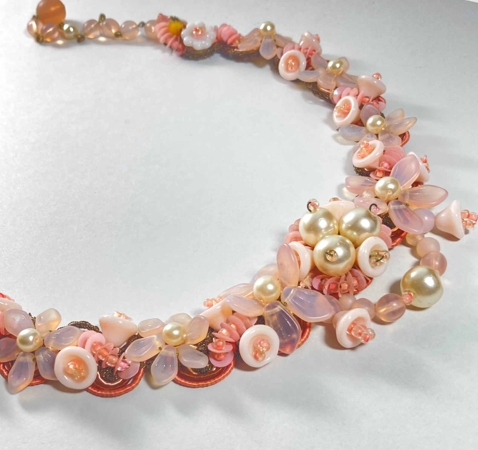 Vtg W Germany Wired Molded Glass Flower Cluster Pink Fruit Salad Necklace 15.5″