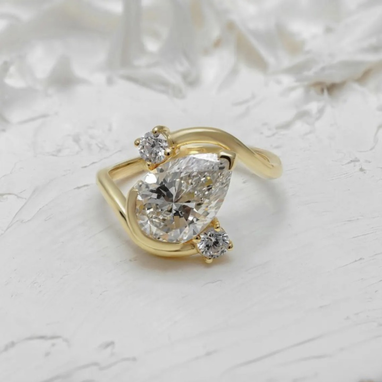 3 Carat Pear Cut Lab Grown Diamond Engagement Ring | 14k Yellow Gold VVS VS