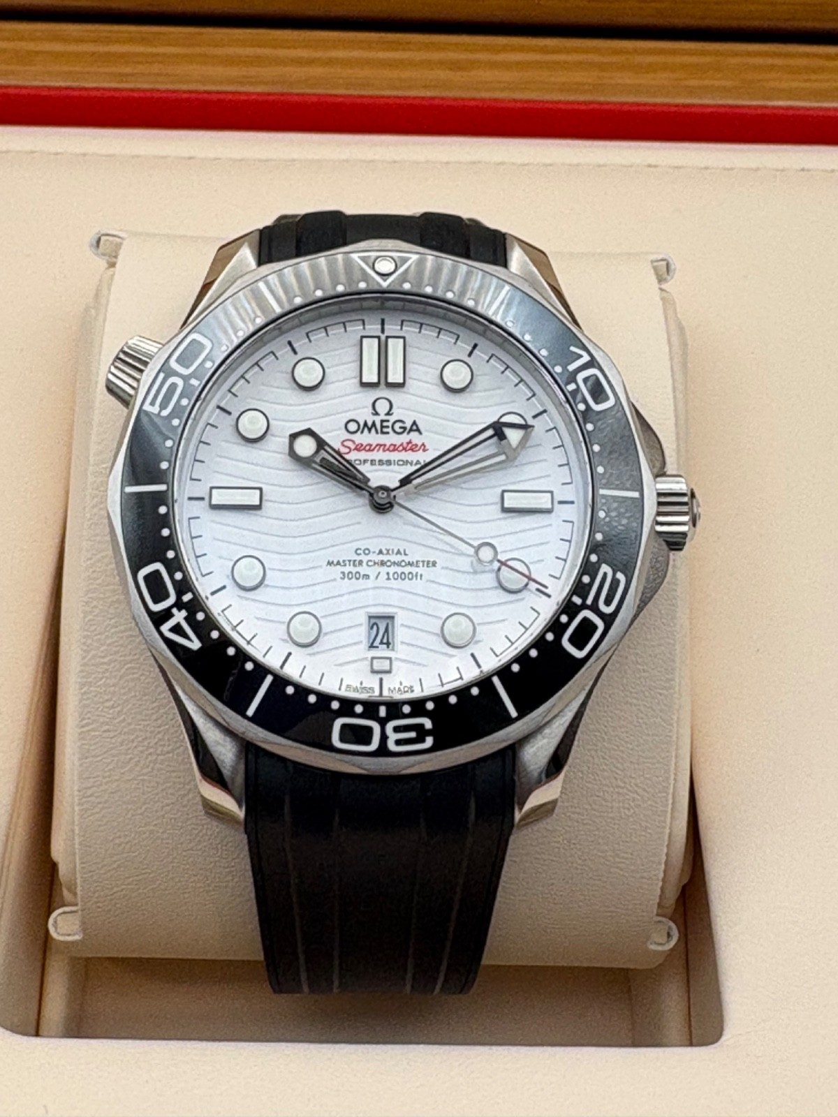OMEGA Seamaster Diver 300M 42mm White Wave Dial Ceramic Bezel w/ Box & papers