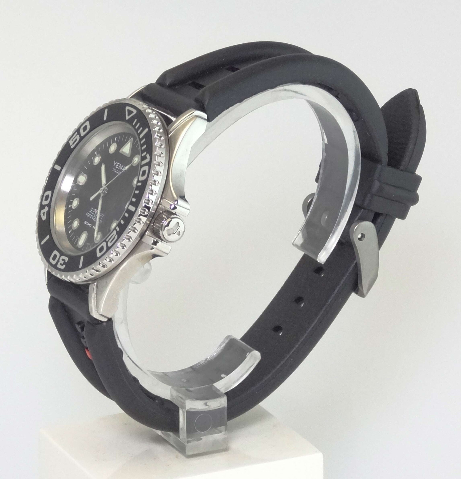 YEMA BY SEIKO YE-139-M NAVYGRAF MEN’S QUARTZ DEEP-DIVER WATCH – NEW RARE 30-ATM