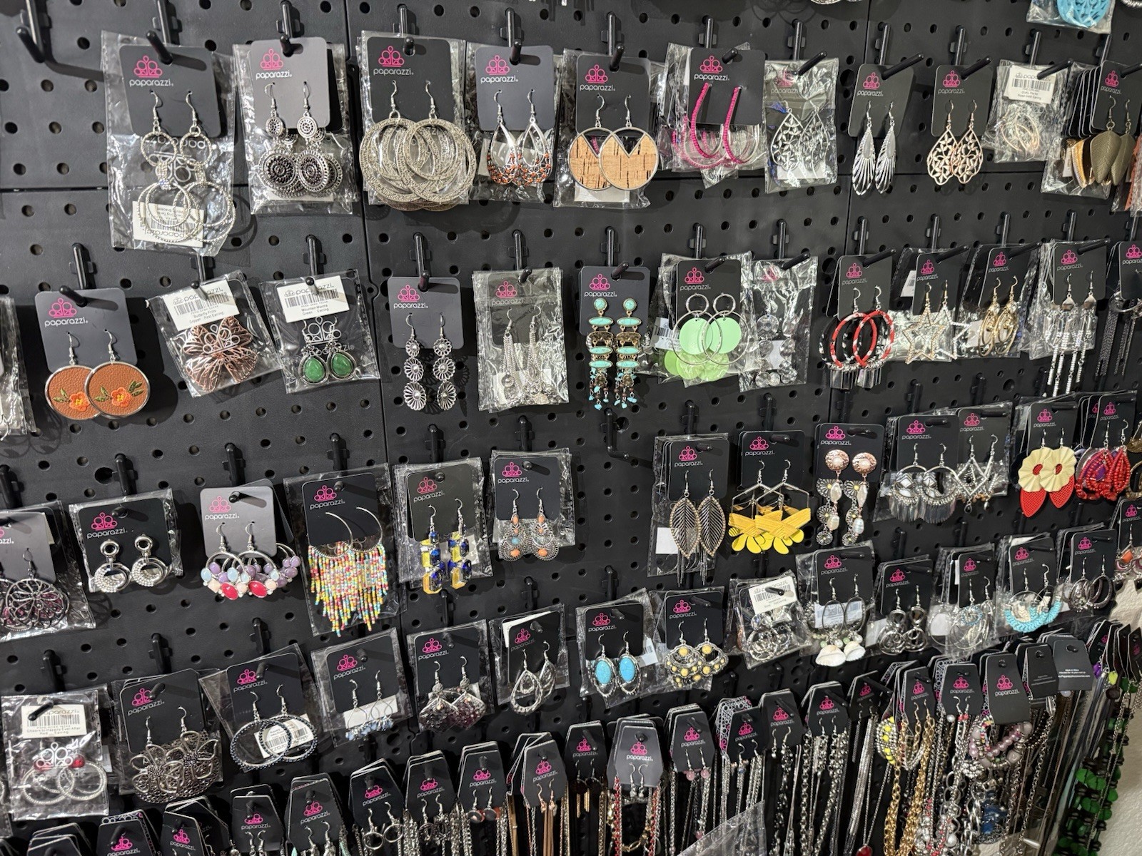 Paparazzi Jewelery New, Still With Tags. Bag lots. Please read full description