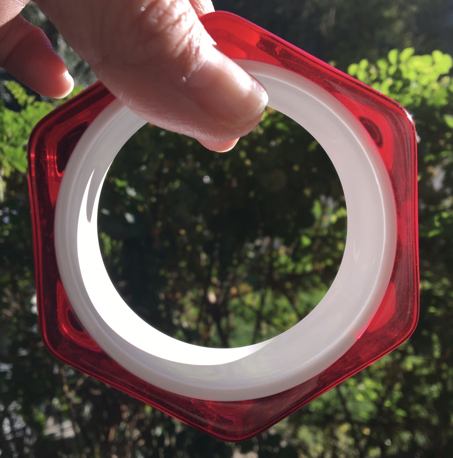 HEAVY ! Pomegranate Red Pink Hexagon Semi Translucent Vintage Lucite Prism Art