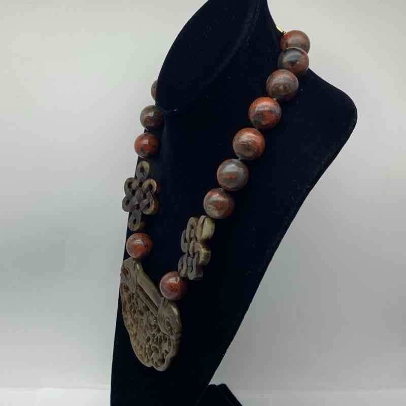 Vintage Chinese Export Carved Jade Jasper Bead Statement Necklace 20″ 265g
