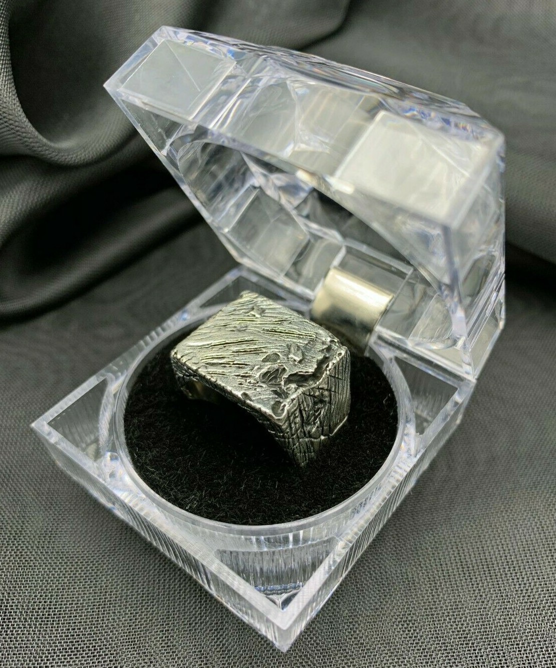 925 Sterling Silver Solid Men’s Ring. Heavy and Stylish. Moon Surface. No Stone