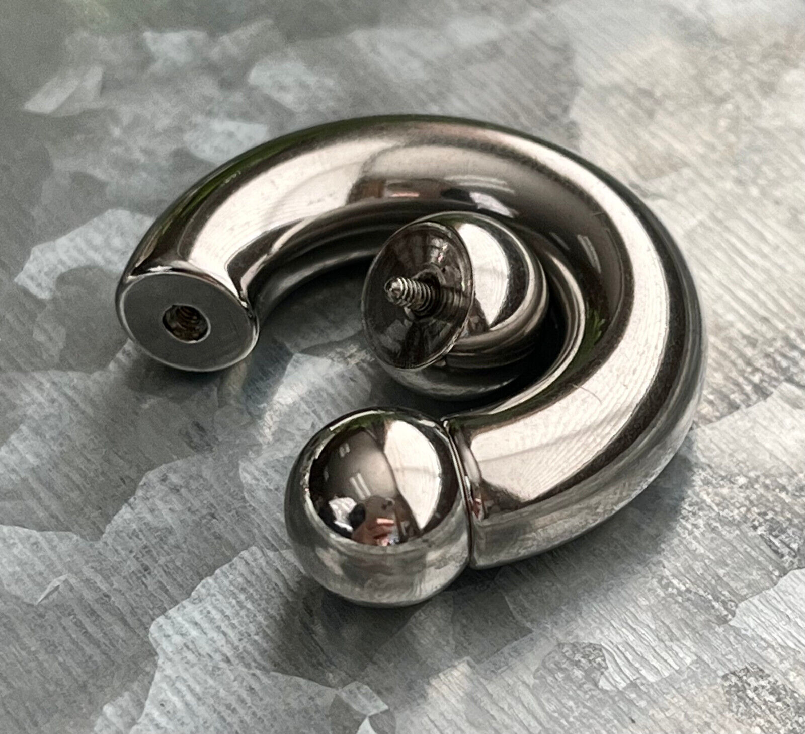 1pc Surgical Steel Circular Horseshoe Barbell with Ball Lip Septum 18G thru 00g