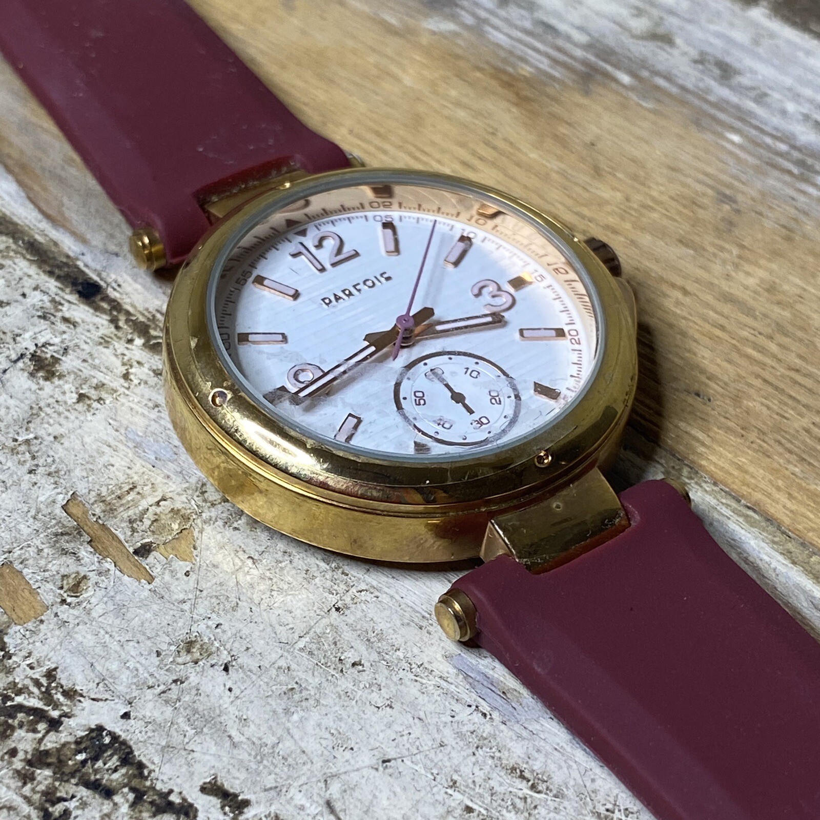Parfois Elegant Gold Tone Ladies Watch With Center Subdial And Silicone Band
