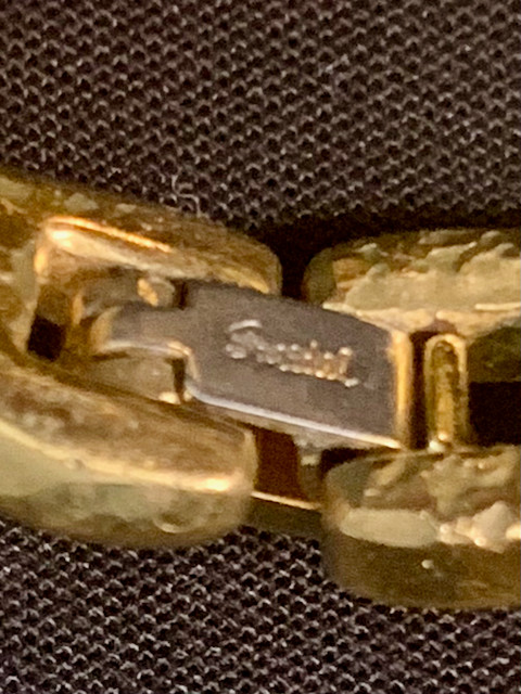 Citizen Ladies Gold-tone Watch w Link-bracelet-style band, circa 1985- 1995