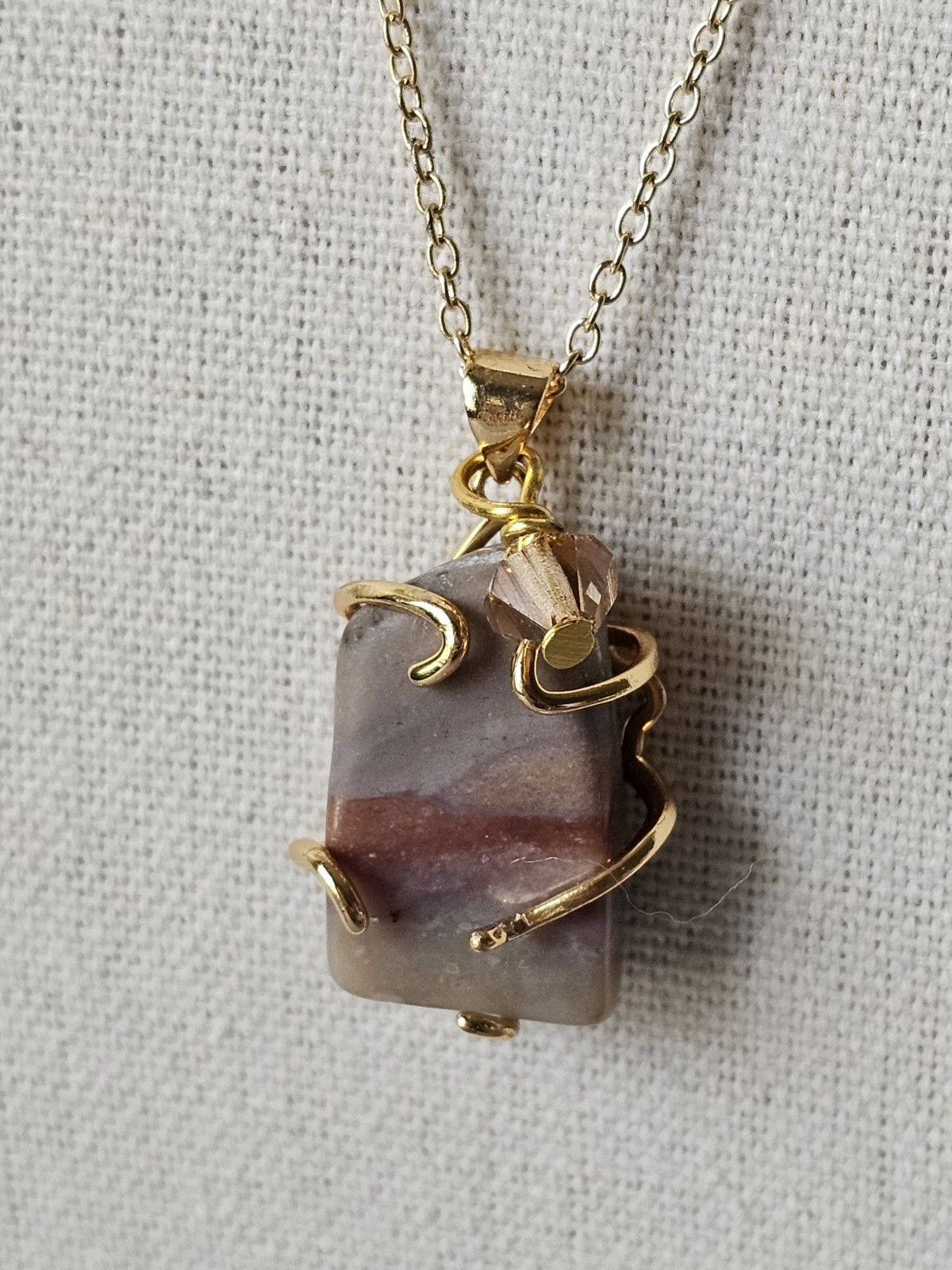 Pink & Brown Ocean Jasper Gold Wrapped Wire Pendant On 17″ Gold Necklace