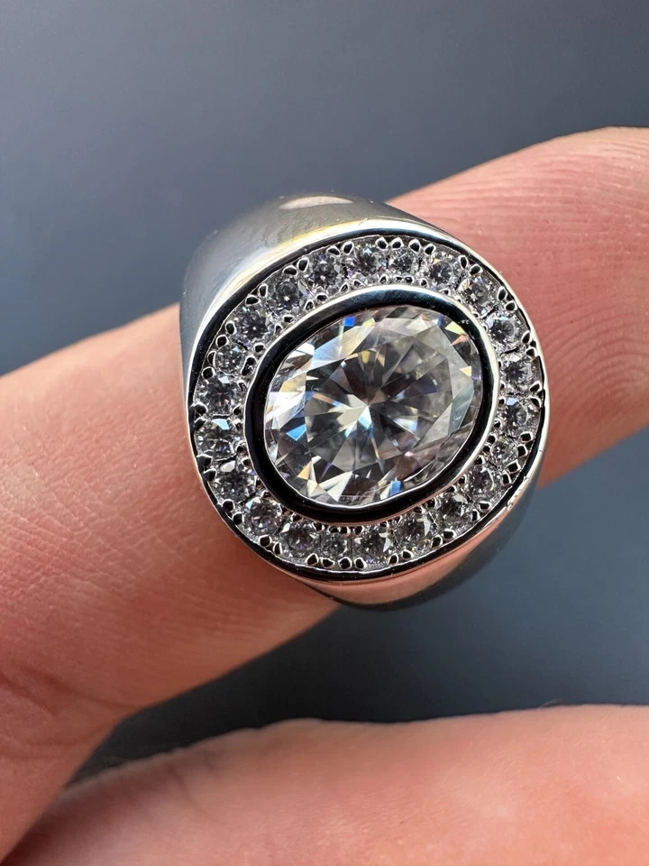 Big 2.4ct Oval Cut MOISSANITE Solitaire Men’s Real Solid 925 Silver Ring Pinky