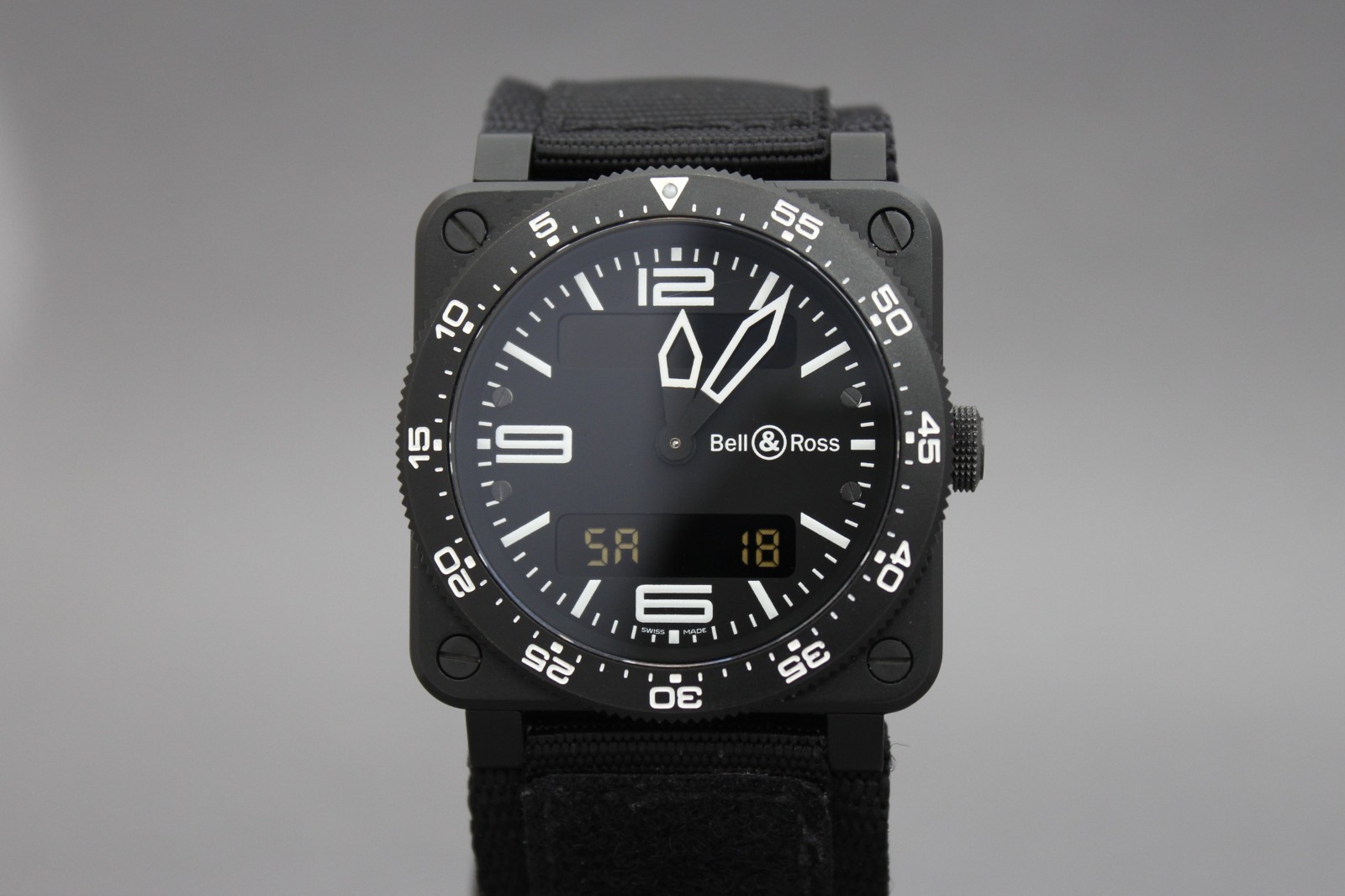 Bell & Ross BR03 Type Aviation Carbon 2012 Box Papers 6-Month Warranty 2x Straps