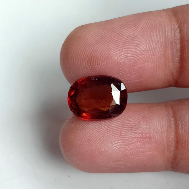 NATURAL Mozambique Hessonite Garnet Oval Earth Mined Loose Gemstone 6.65 Ct