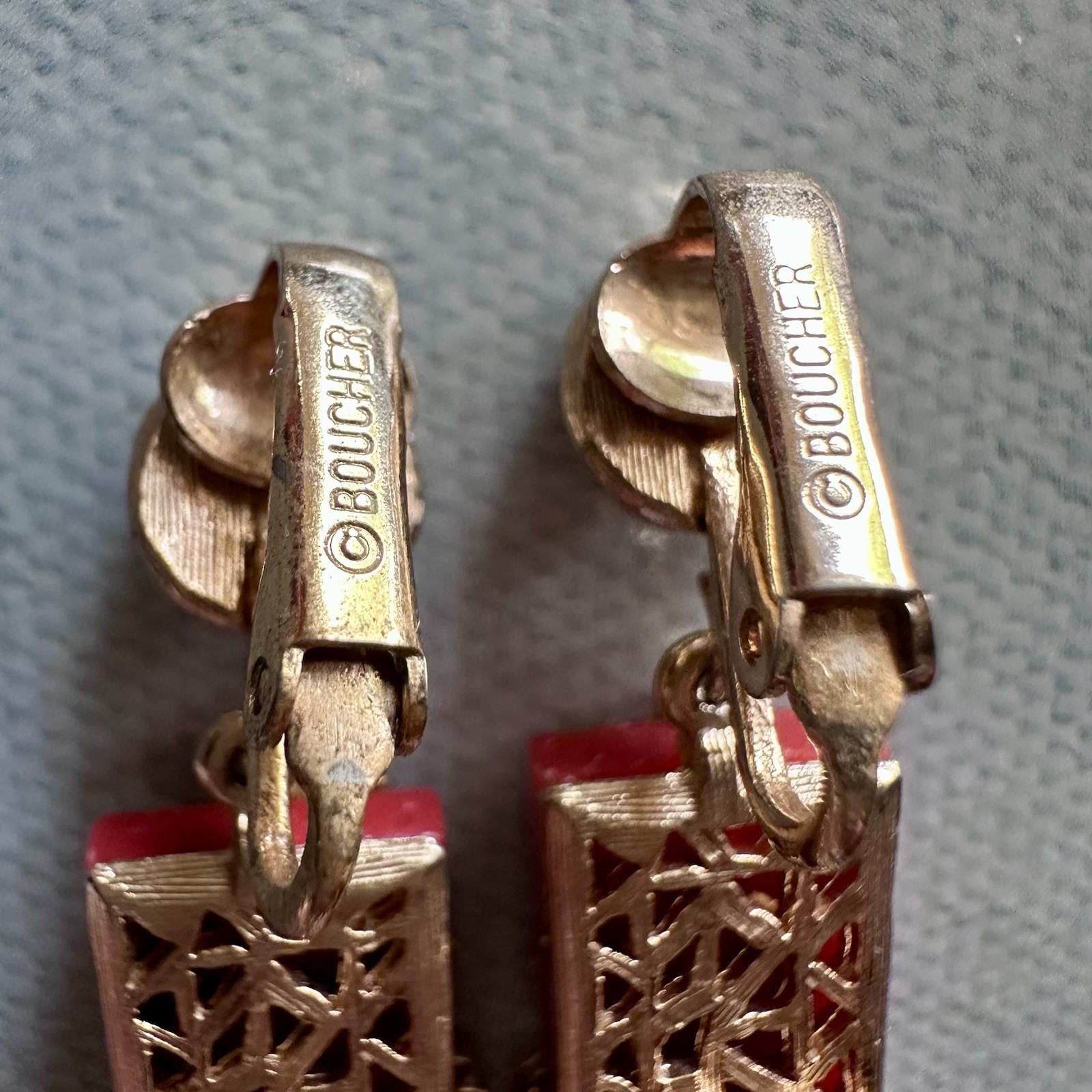 Rare Signed Boucher Seahorse Clip Earrings Red Glass Gold Tone Nautical VTG