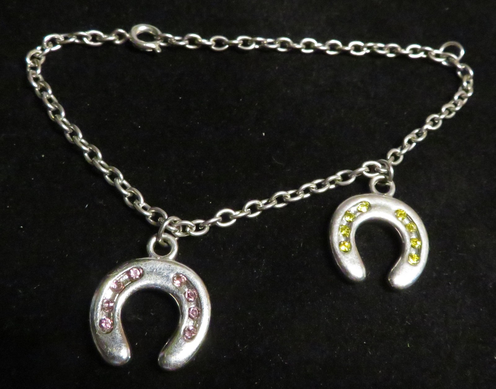 Horseshoe Bracelet Pink Yellow Rhinestone Horse Shoe Silver Tone Fashion 7.5″ GU