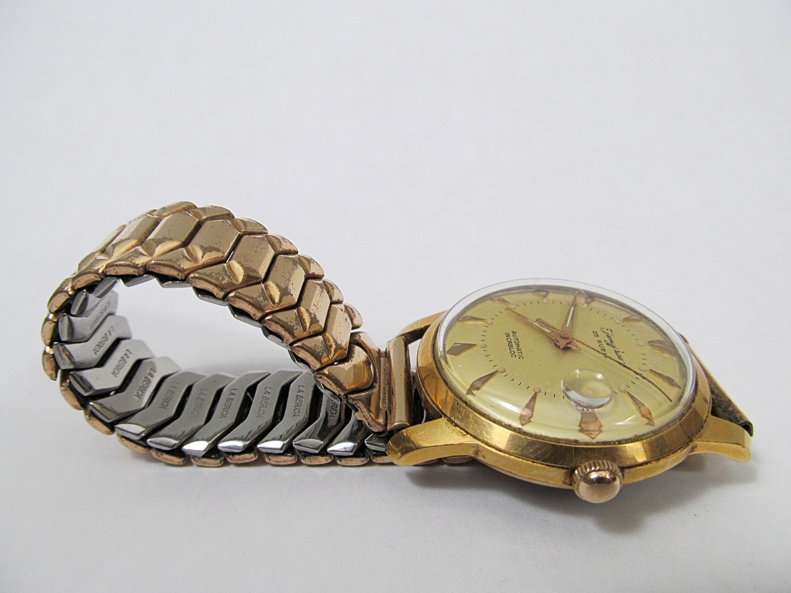Vintage Jungfrau 25 Rubis Incabloc Automatic Movement Swiss Wristwatch 9502-39