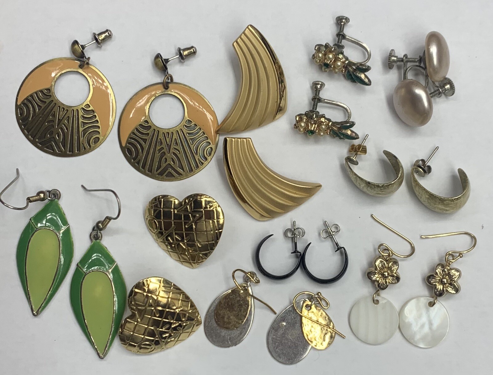 Earring Lot, Nice Mix, Many Pairs, Please See Photos — DRD/x/7 — Jewelry