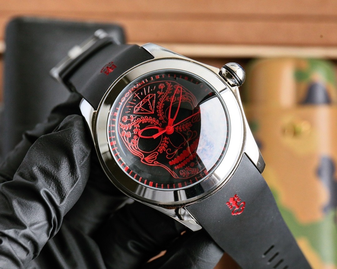 Corum Bubble Clown automatic mechanical movement men’s watch black/red dial