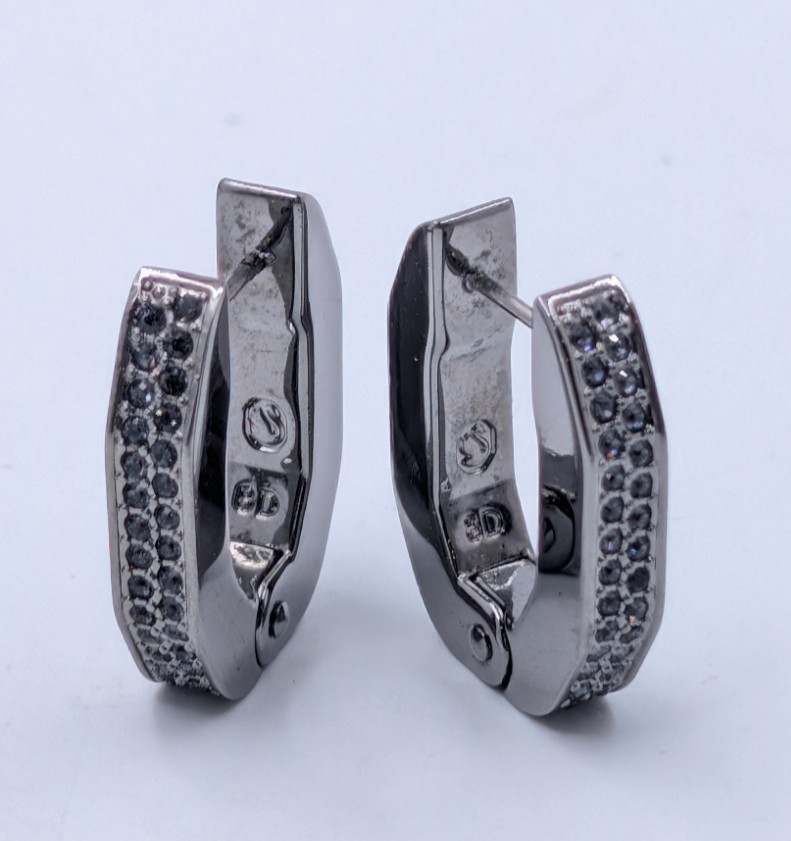 SWAROVSKI SWAN Crystal DEXTERA HOOP Black Ruthenium Octagonal PIERCED EARRINGS