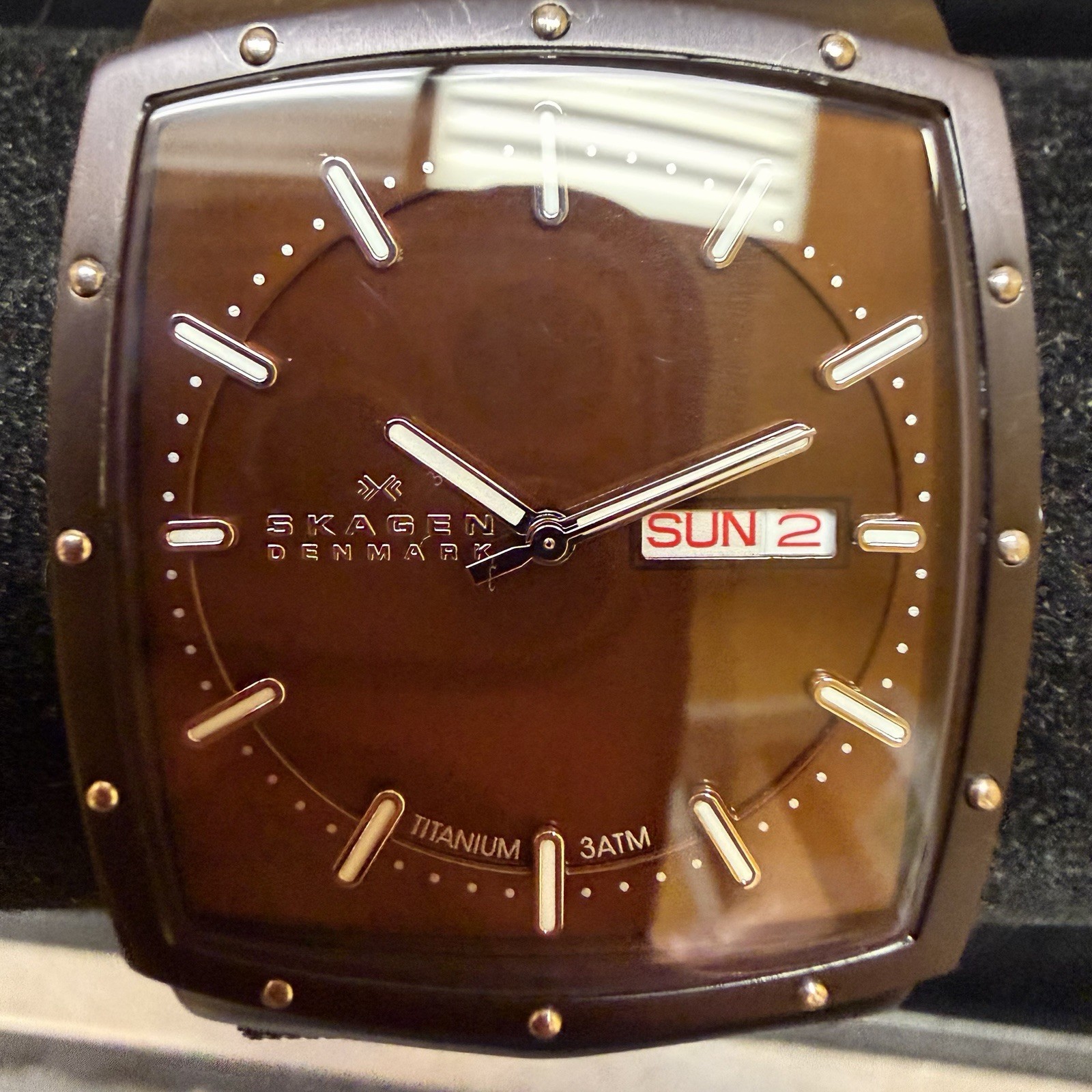 Skagen Denmark Titanium 396LTMD Metallic Mens Watch Bronze Copper Tone Dial Runs