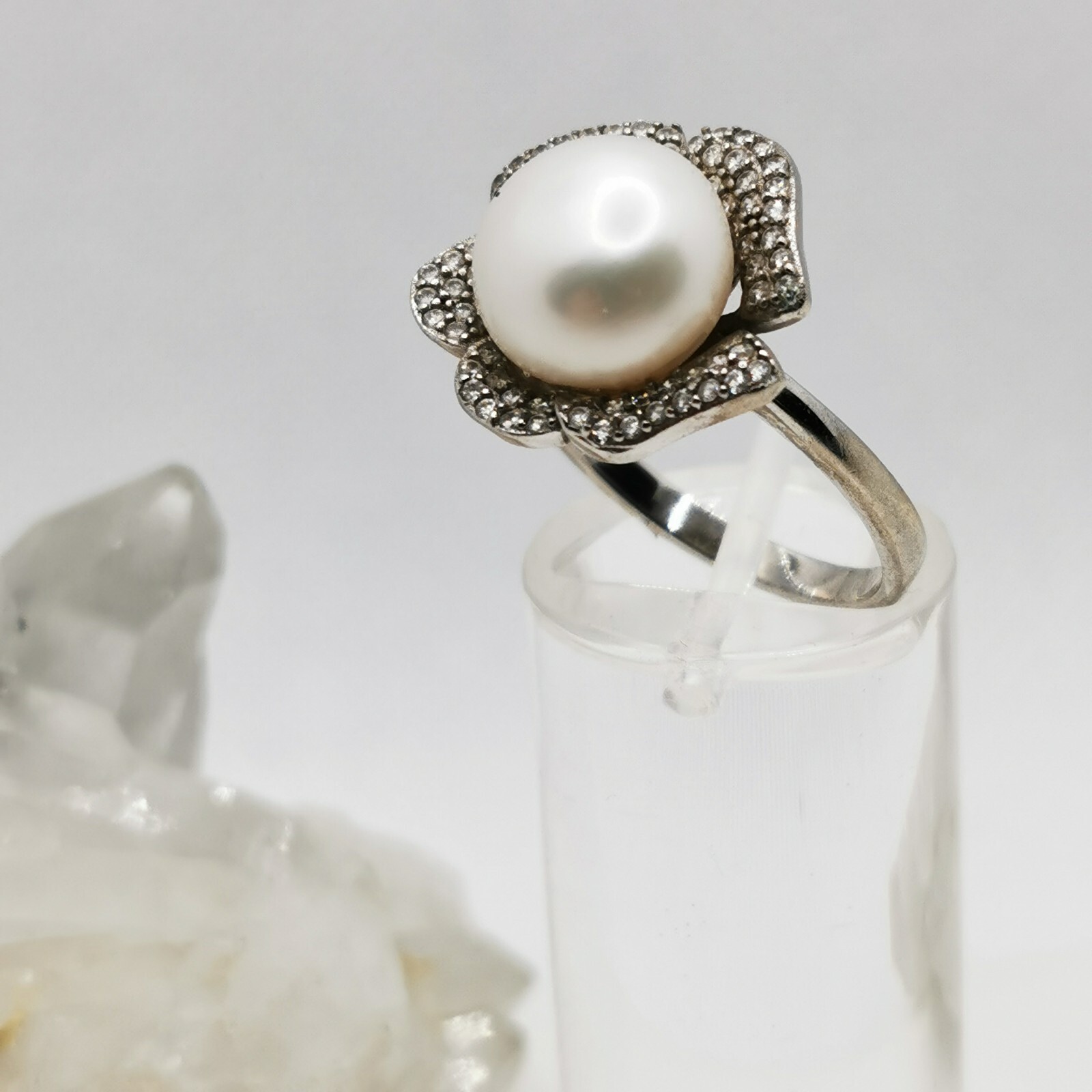 Beautiful pearl women’s ring precious 925 silver gemstone