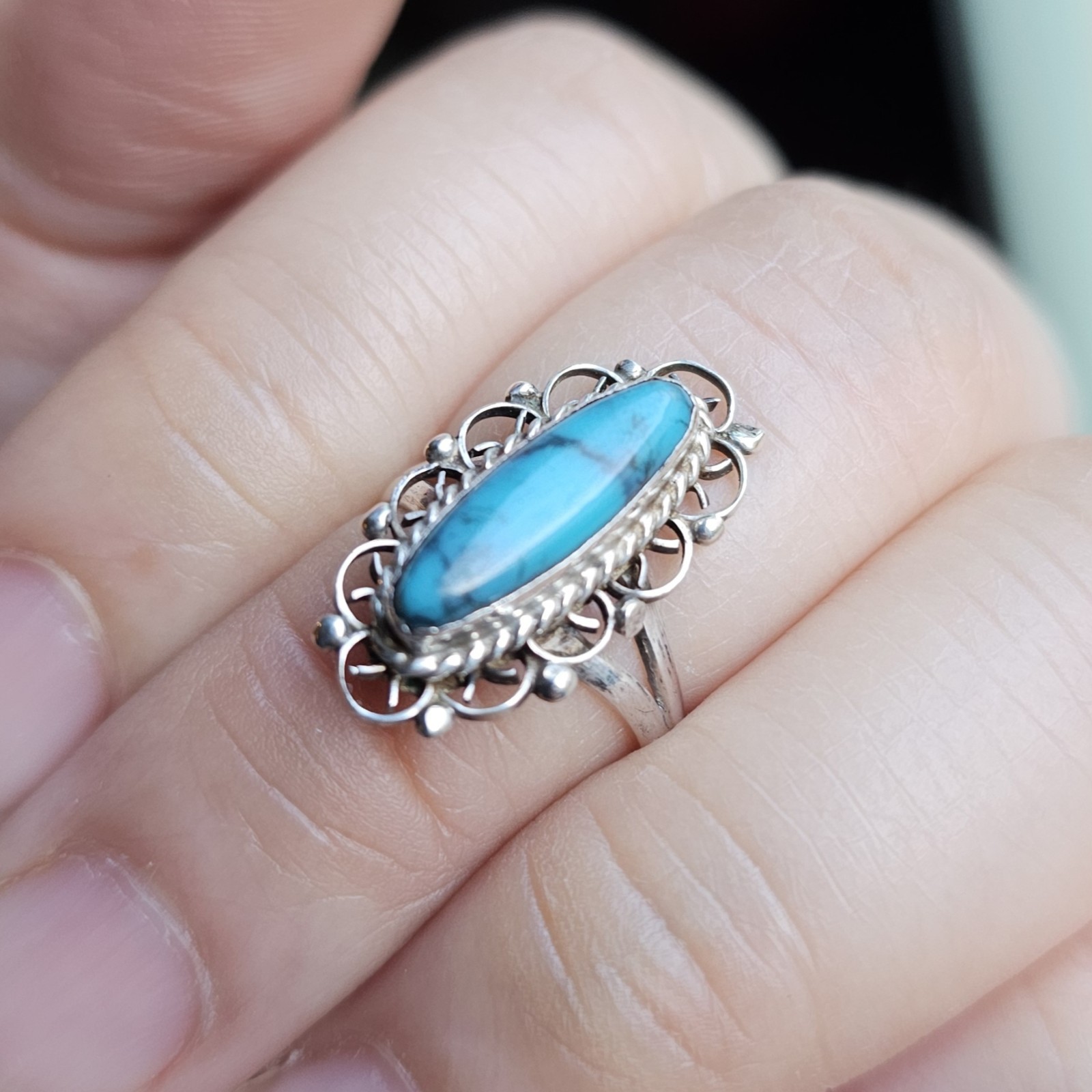 Vintage 925 Sterling Silver Turquoise Ornate Style Ring Size 5.25 – 2.15 g