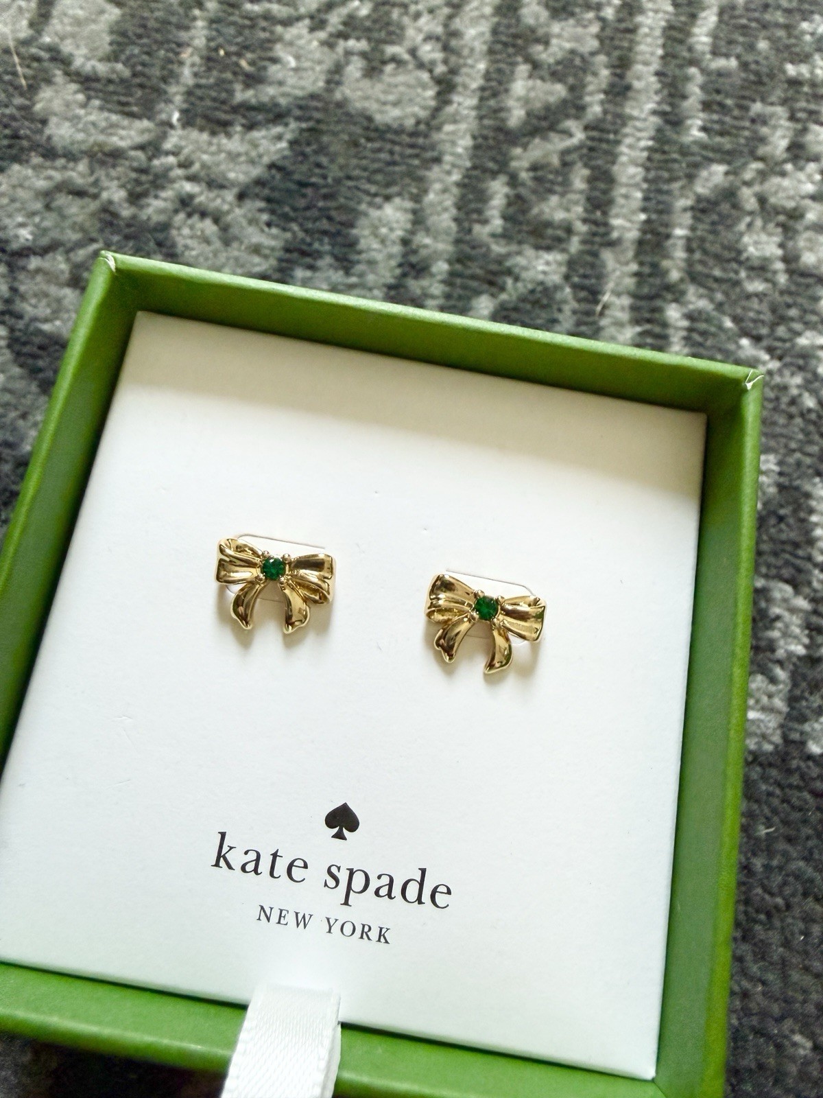 Kate Spade New York mini bow stud earrings
