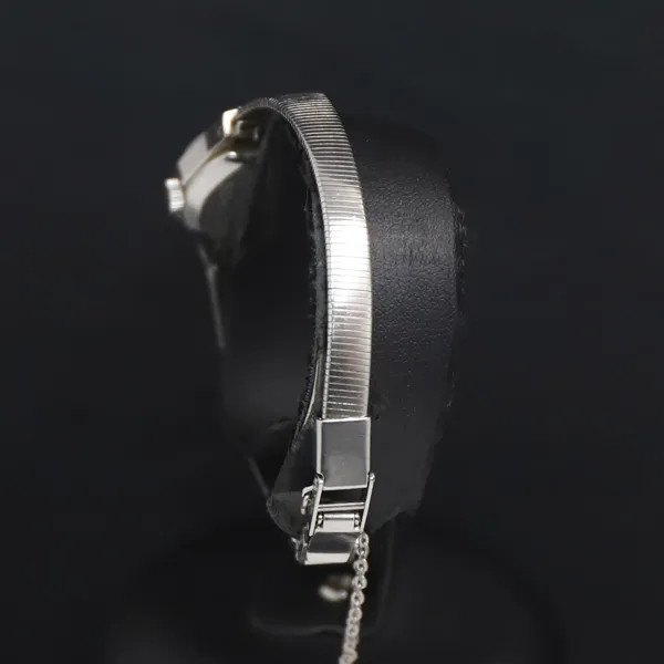 Working, manual-winding Citizen watch, excellent condition, 4-676033, silver dia