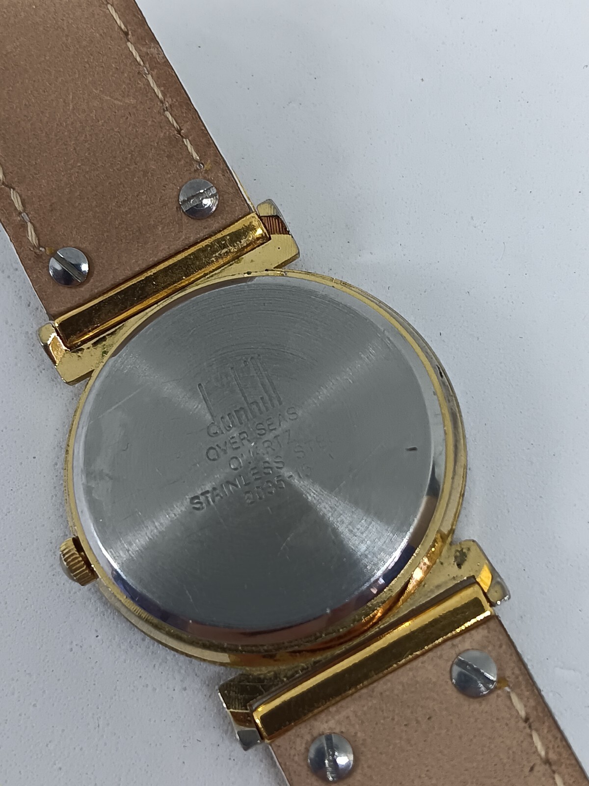 Vintage Dunhill Overseas 2035-15 Women’s 30mm Gold Tone Quartz Watch