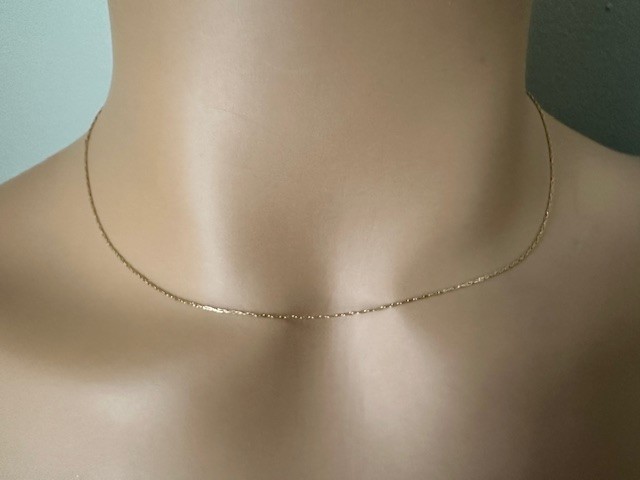 Estate 14K Yellow Gold Dainty Chain 0.5g