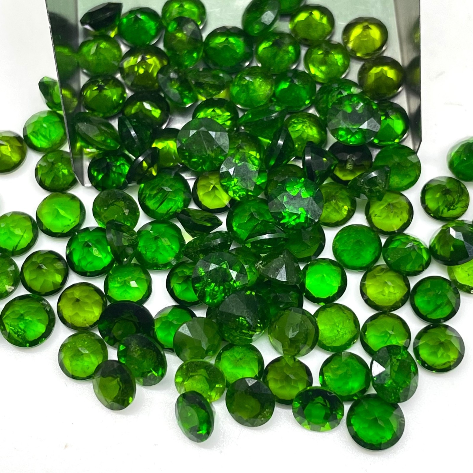 10 Pcs Natural Chrome Diopside 5mm Round Cut Vivid Green Loose Gemstones Lot