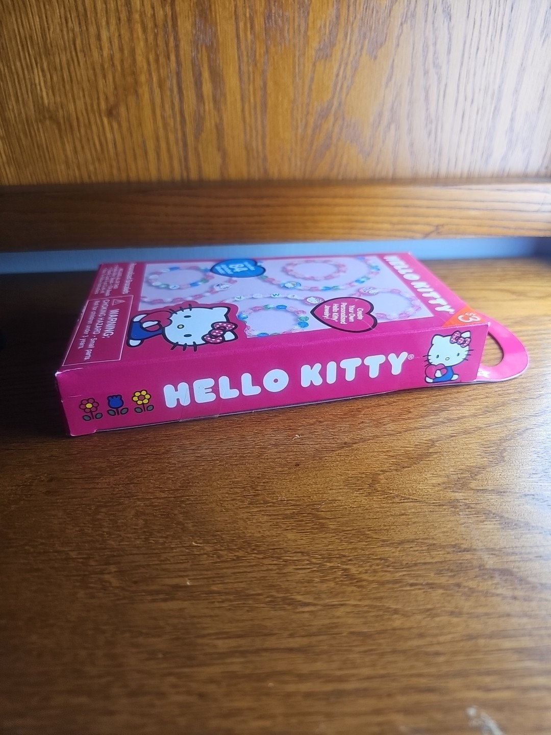HELLO KITTY Designer Shoelace Bracelets Beads Create Your Own Sanrio 2014 NEW B1
