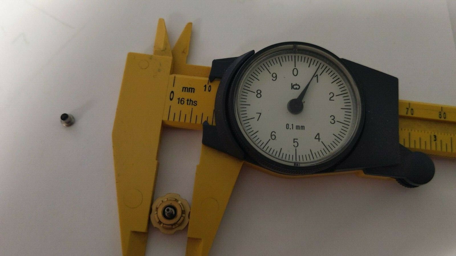 Invicta Crown S/S Gold/Yellow 10.8mm – 11mm with engraved logo screwdown w tube