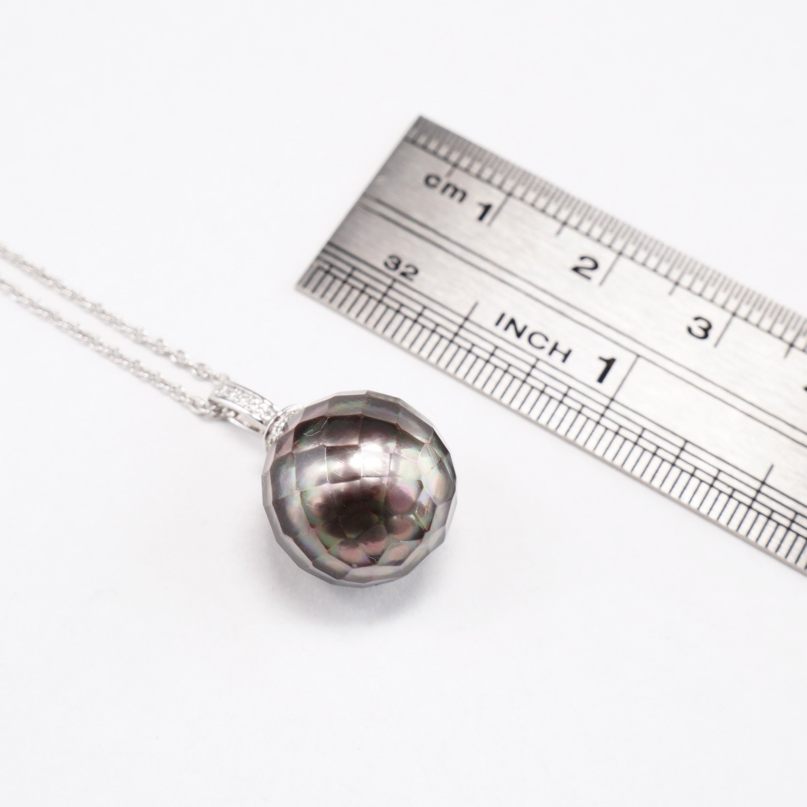 Faceted 13.7mm Pigeon-Gray Round Tahitian Pearl Pendant, 18K White Gold & Dia.