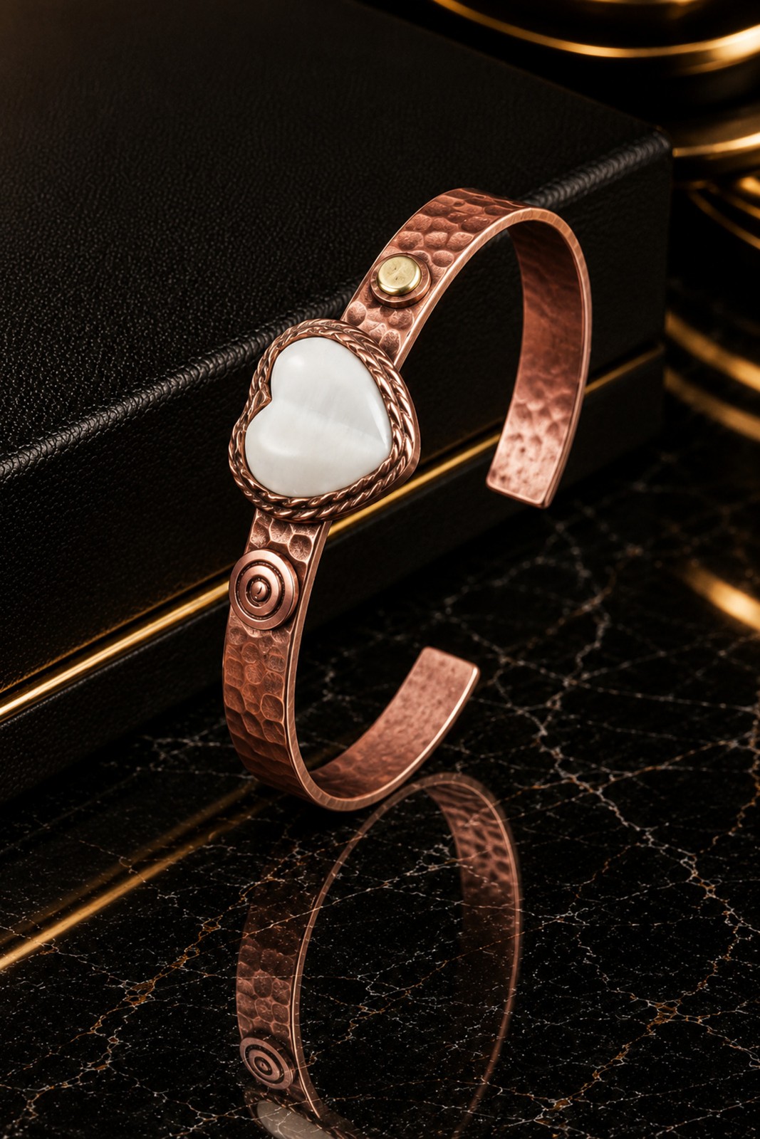 Women’s White Stone Heart Fig�rl� Copper Bracelet Adjustable Elegant ve Zarif