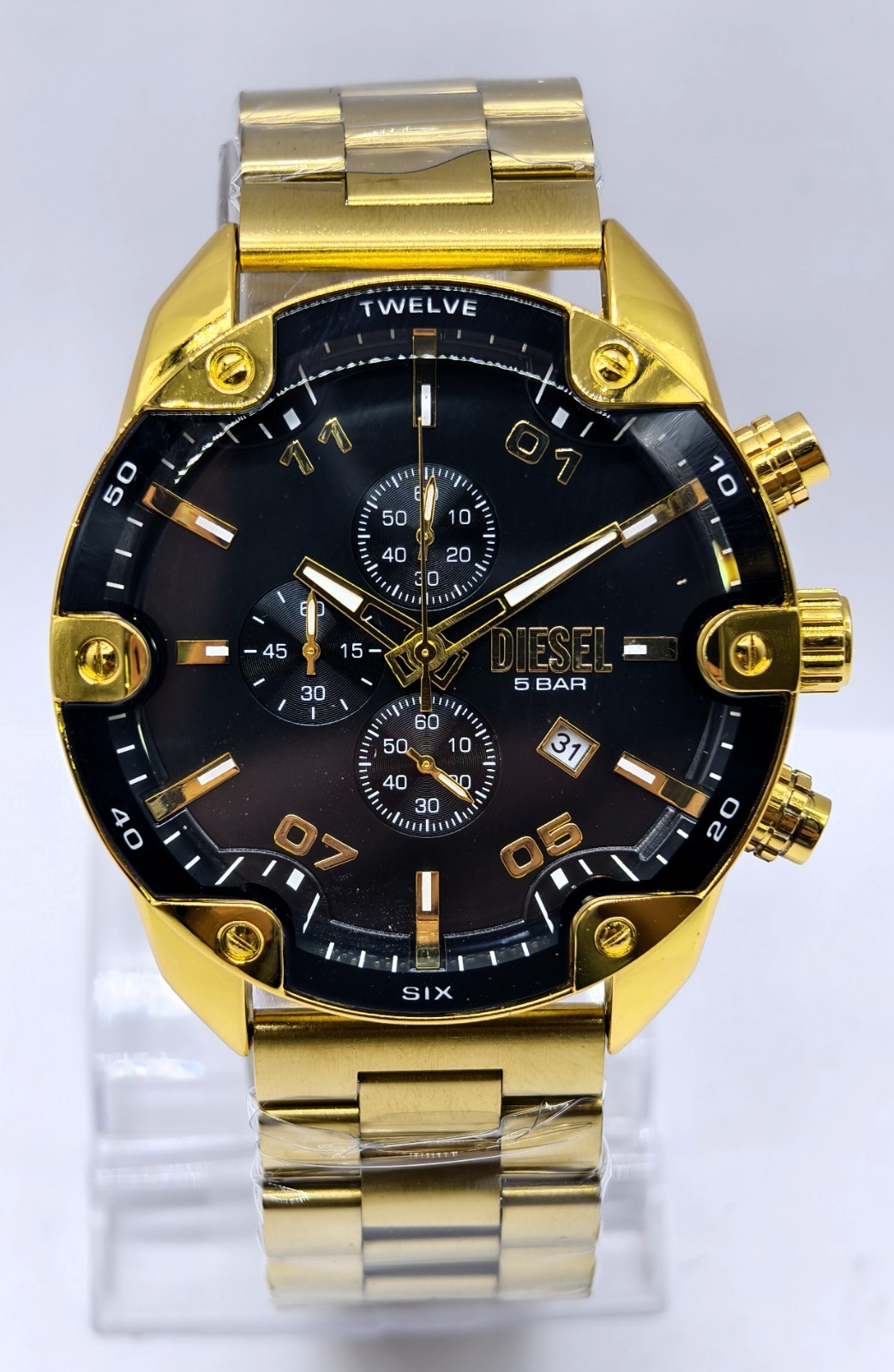Vintage DIESEL 5 BAR Chronograph Black Dial Date Indicator Men’s Wrist Watch