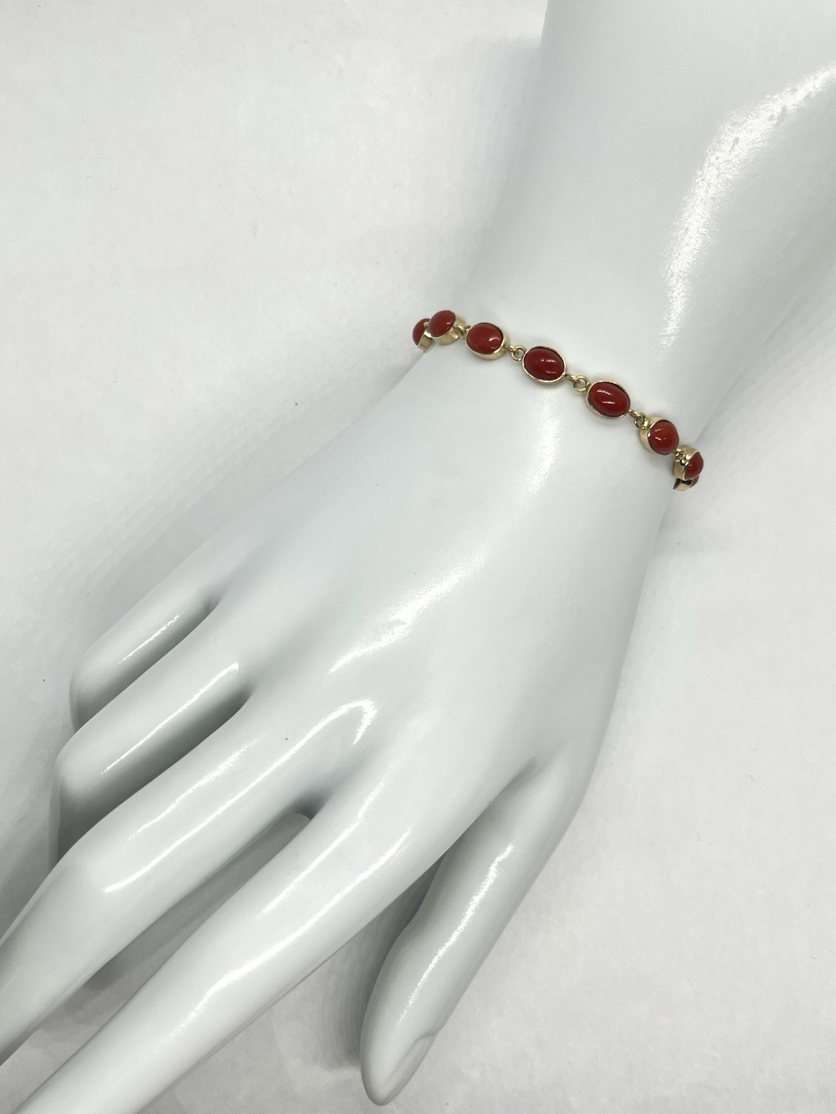 14kt Gold Bracelet with 14 Mediterranean Red Coral Cabochons 5x6mm – 17cm