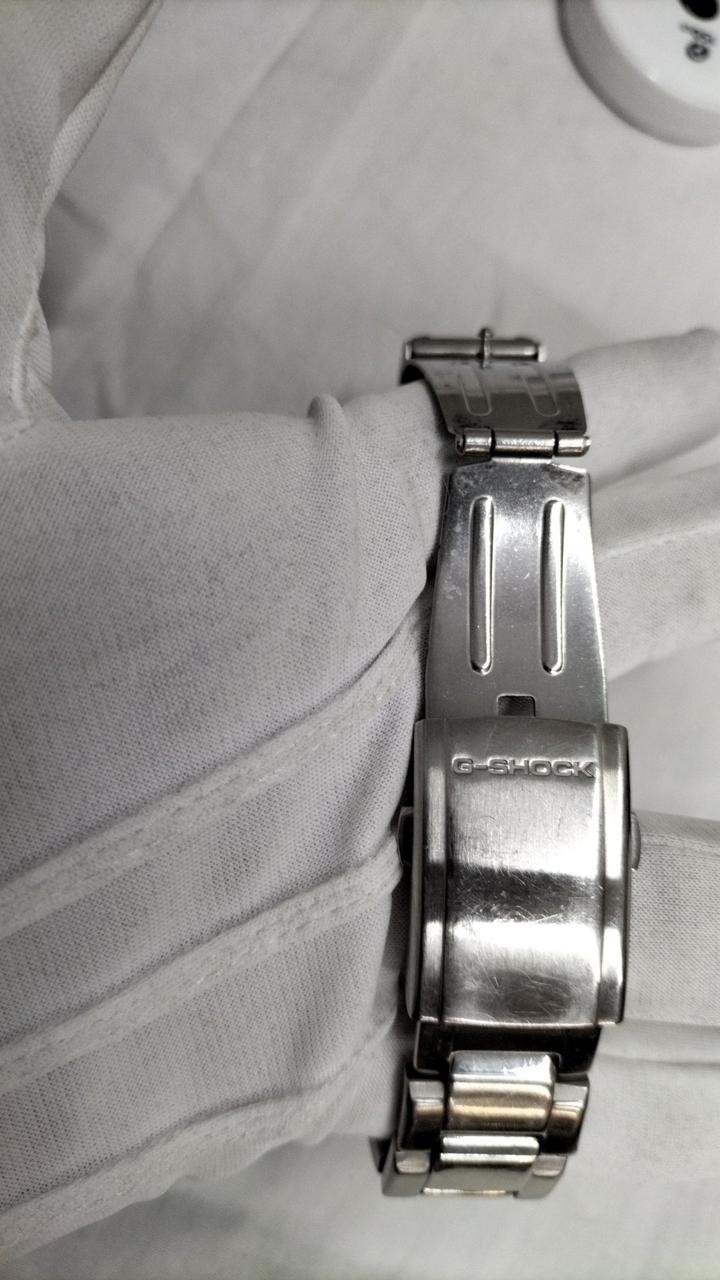 G SHOCK Body only Model GST W110D CASIO