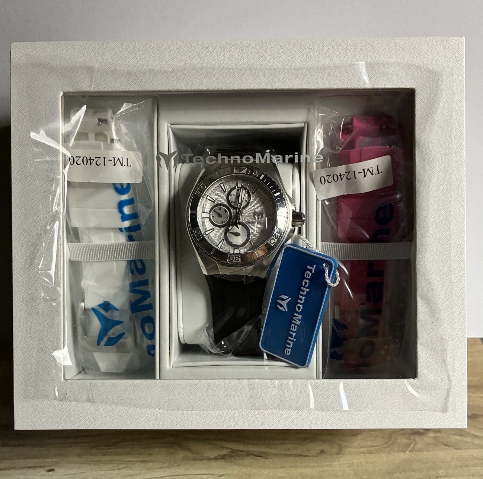 TM-124020 CRUISE CA SET – WOMENS WATCH+INTERCHANGEABLE STRAPS+BONUS TRAVEL CASE