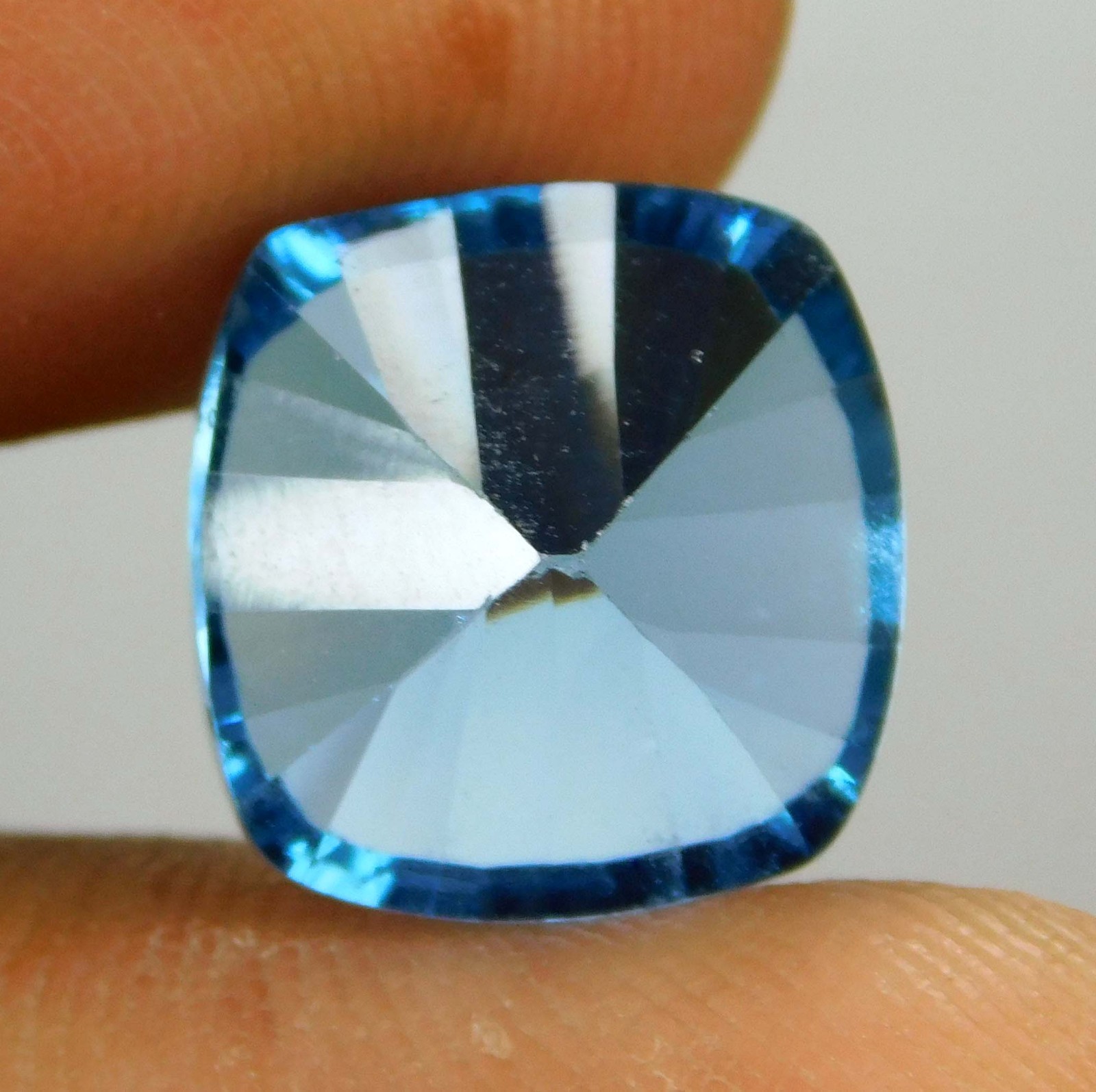 11.05 Ct Natural Mogok Blue Green Spinel Cushion Cut Certified Loose Gemstone