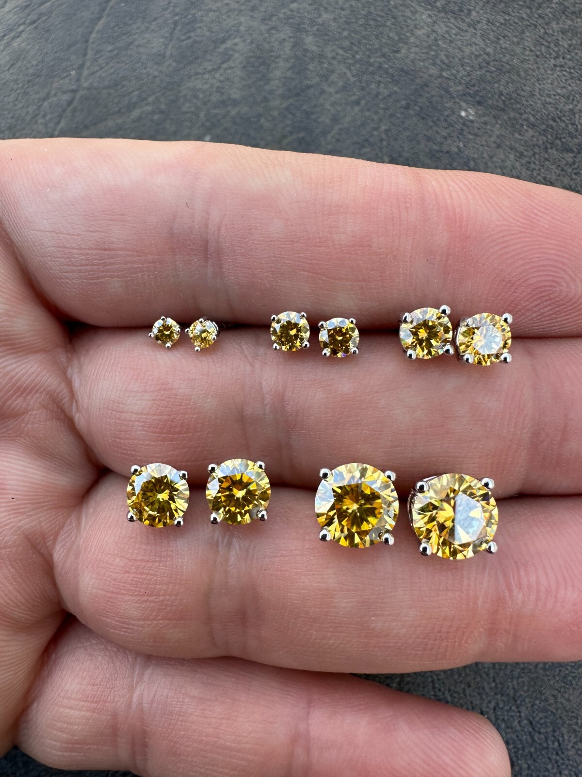 Real Canary Yellow Moissanite Screwback Stud Earrings 925 Silver 3-8mm Pass Test
