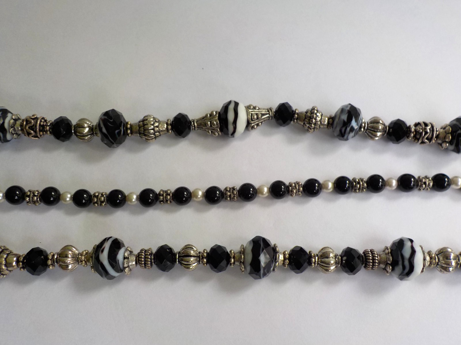 Black White Swirl Bead Bracelet Mix Lot 3 Metal Plastic Glass Faceted Toggle