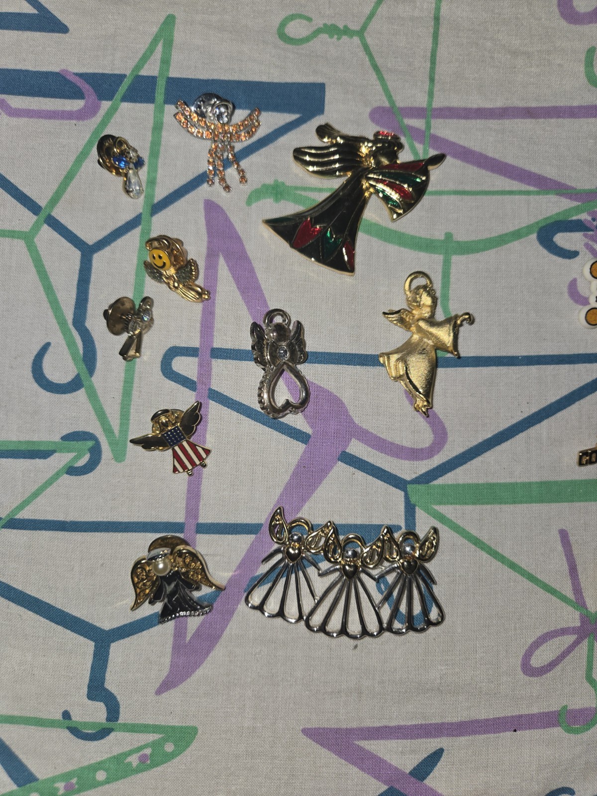 HUGE Avon Vintage Jewelry Lot, Earrings, Pins/Brooch, Necklaces, Bracelet, Rings