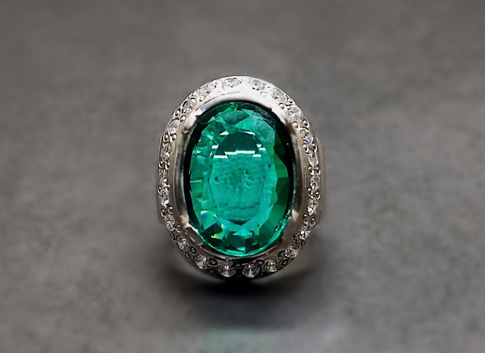 16 Carat Lab Created Deep Green Emerald Sterling Silver 925 Handmade Mens Ring