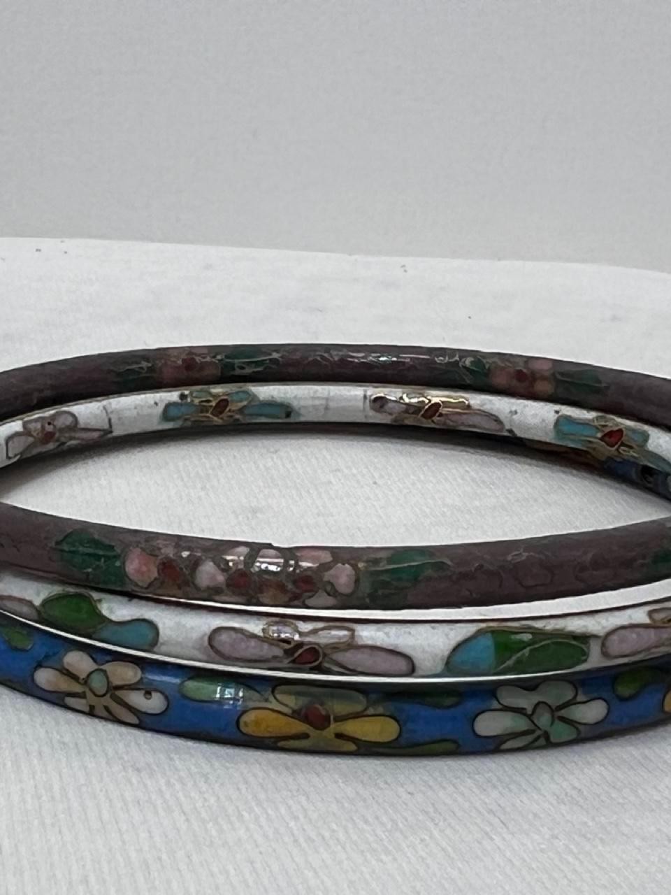 Vintage cloisonné bangles with extra matching shell/ metal bangles.
