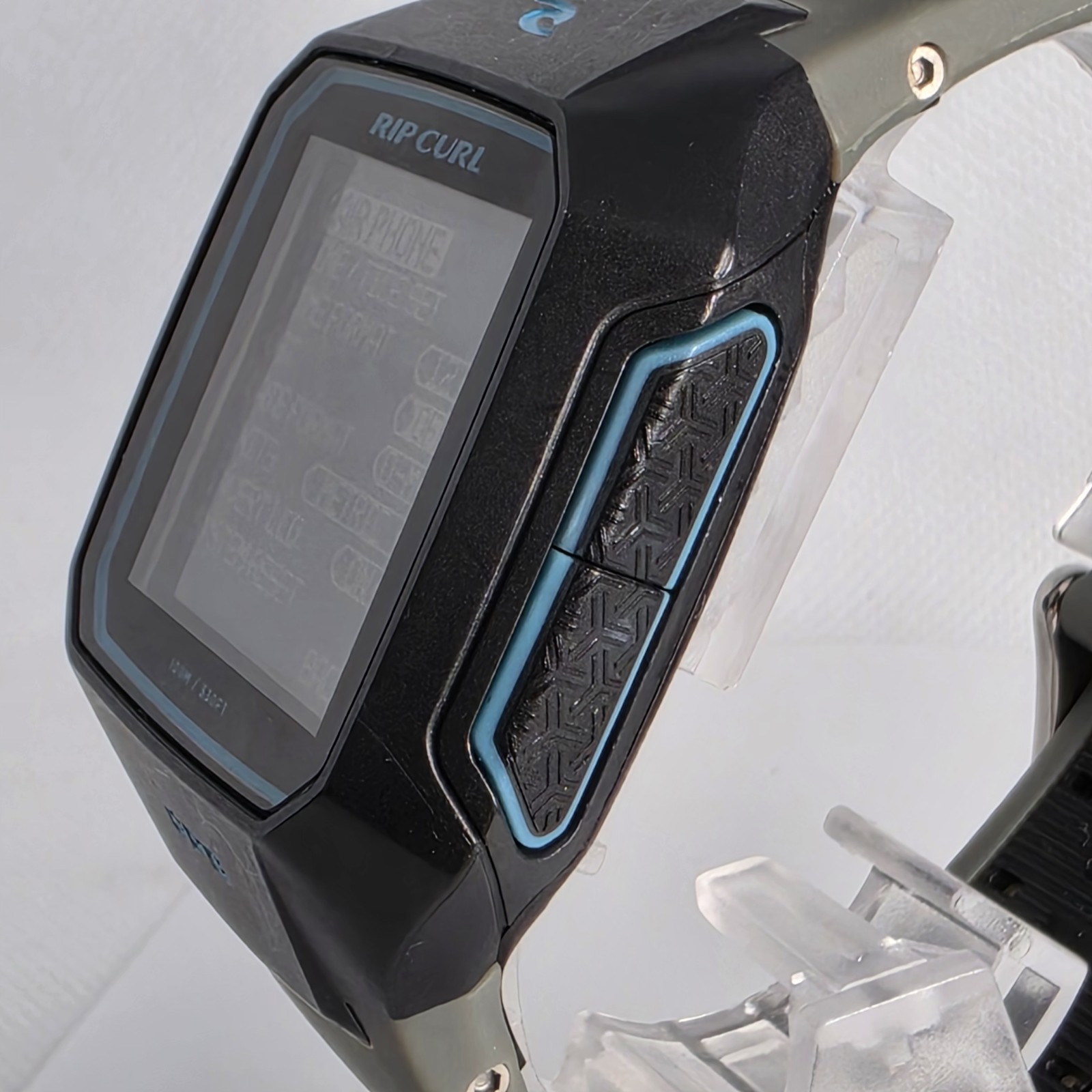 RIP CURL ULTIMATE TIDE GPS 2 MEN’S W.R 42X53mm IOS USER ONLY NOT FOR ANDROID