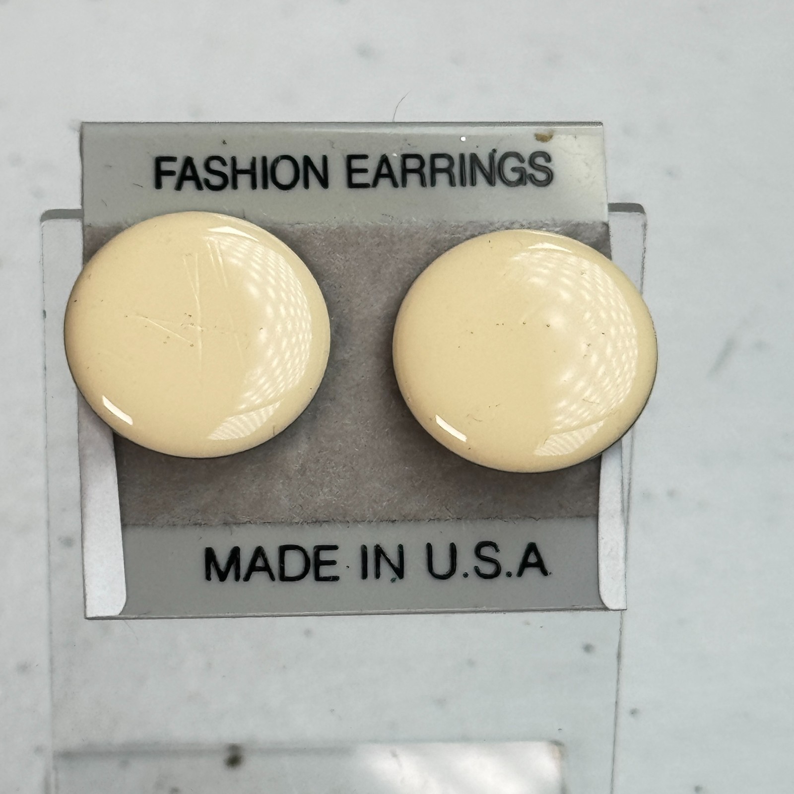 Vintage Pierced Earrings Stud Beige Cream Round Circle Disc Enamel 90s Y2K 80s